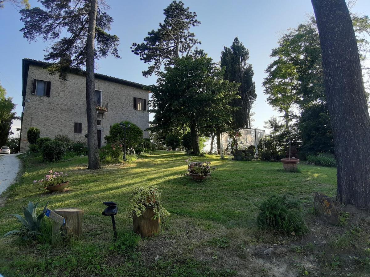 Ca'Lavalle B&B 乌尔比诺 外观 照片